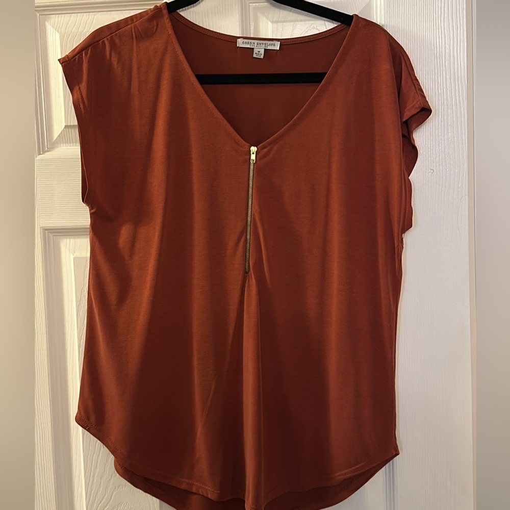 Green Envelope Rust Zippered Blouse